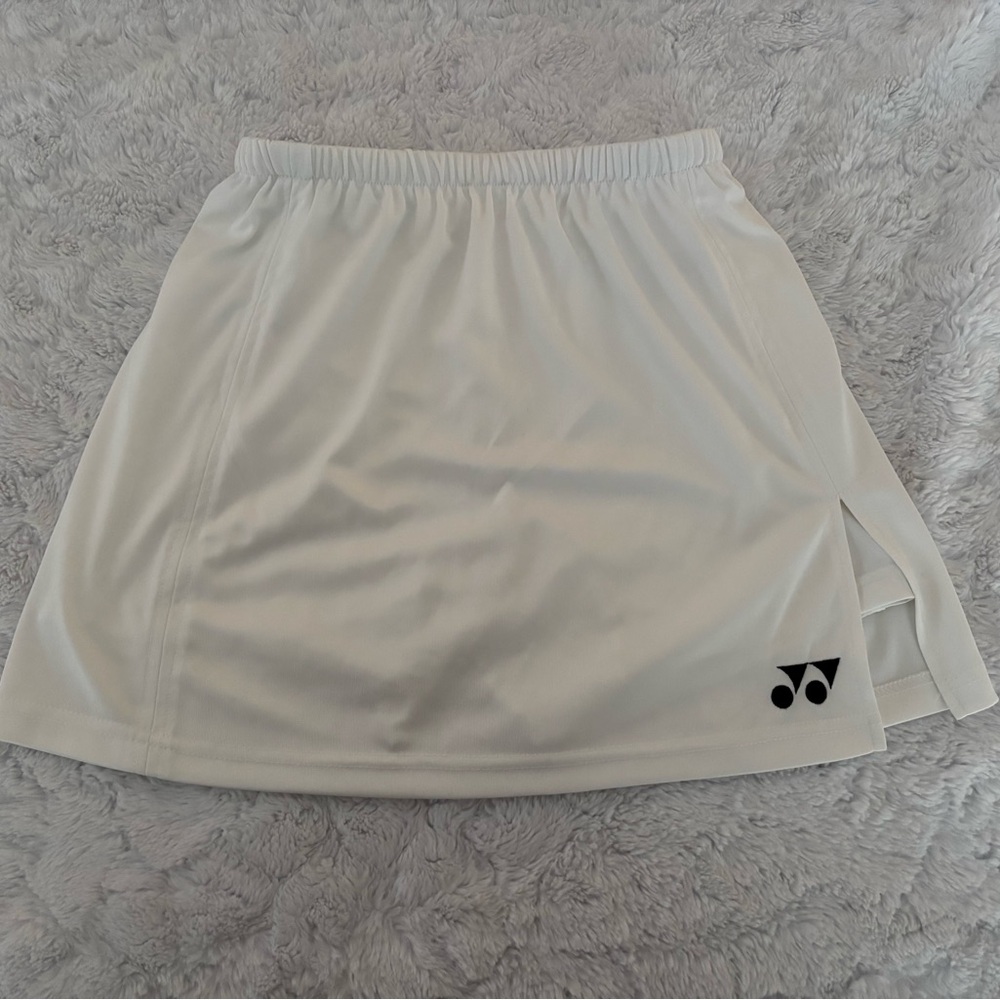 Yonex White Dry Fit Tennis Skort Skirt with Shorts Size Small